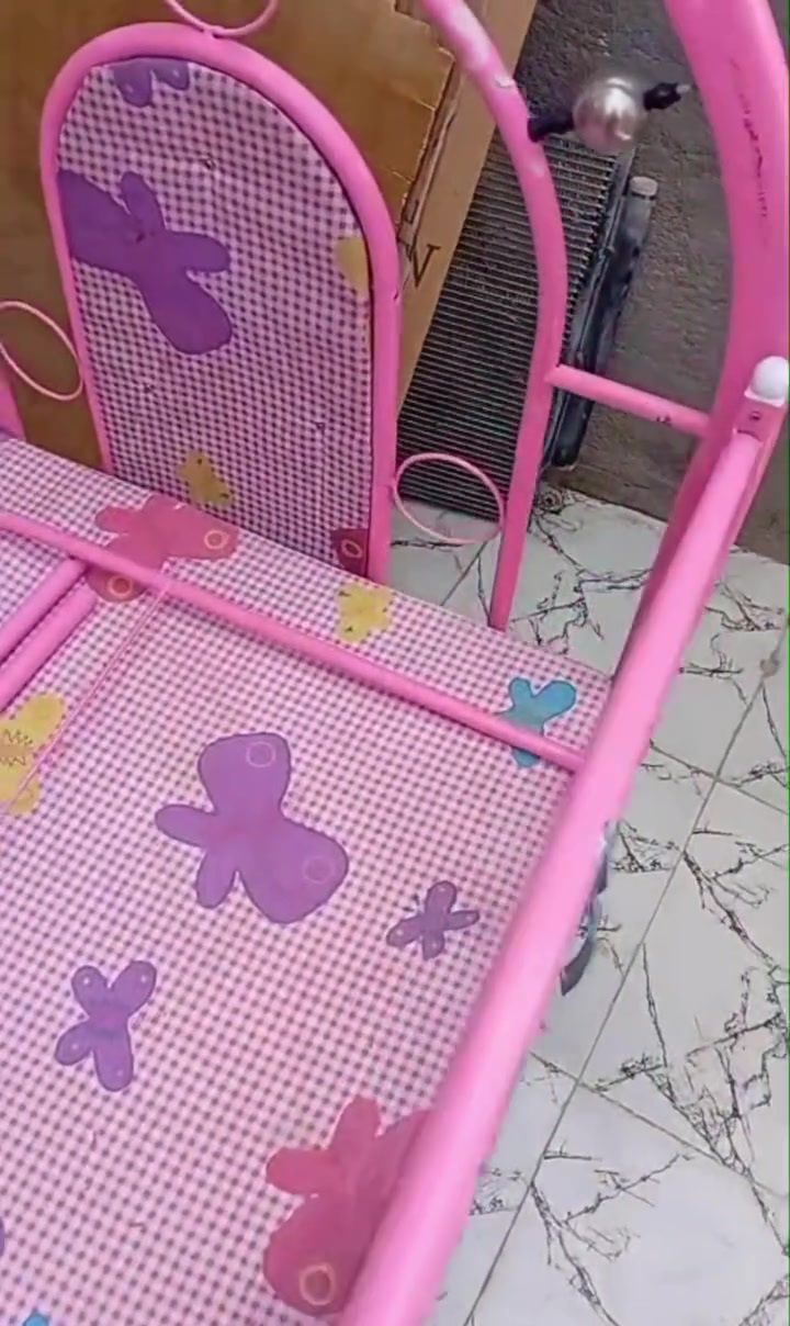 السلام عليكم.. سرير طفل للبيع استخدام قليل 🌷


**إذا كنت صاحب هذا الإعلان وتريد حذفه لأي سبب، رجاءا أرسل رسالة إلى الدعم الفني**