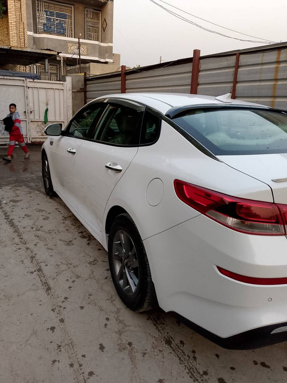سلام عليكم كيا اوبتيما موديل ٢٠١٩ وارد امريكا رقم بغداد بسمي لون ابيض لولوي مكان عوريج تلفون *********** بي واساب السعر ١٤٥ وبيه مجال
