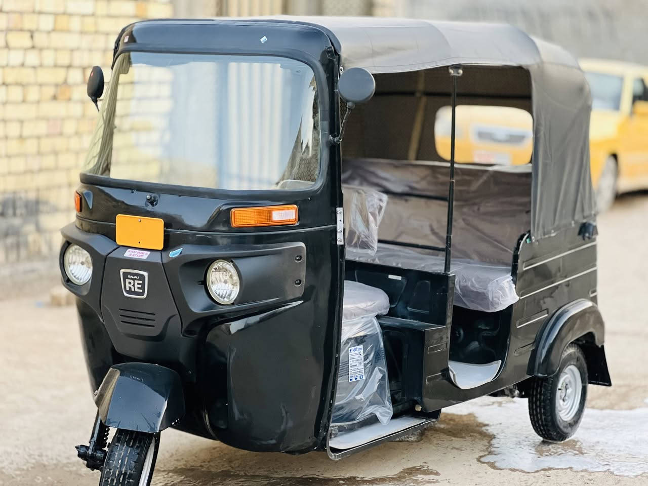 سلام عليكم تكتك للبيع مديل٢٠١٩ التكتك رقم انلكيزي وسنويه العنوان بغداد الحبيبيه رقم الهاتف ***********
