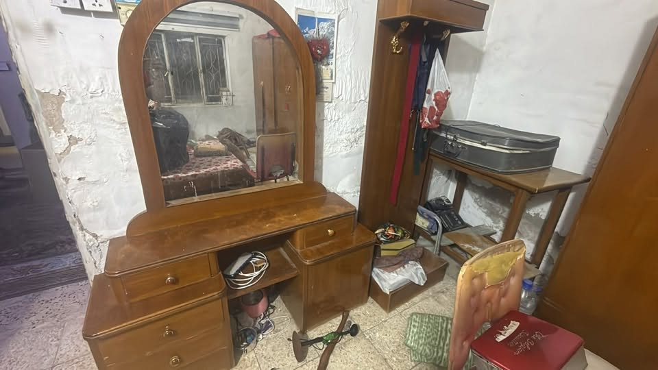 غرفه نوم عراقيه نظيفه وسعر مناسب  واتساب ***********

