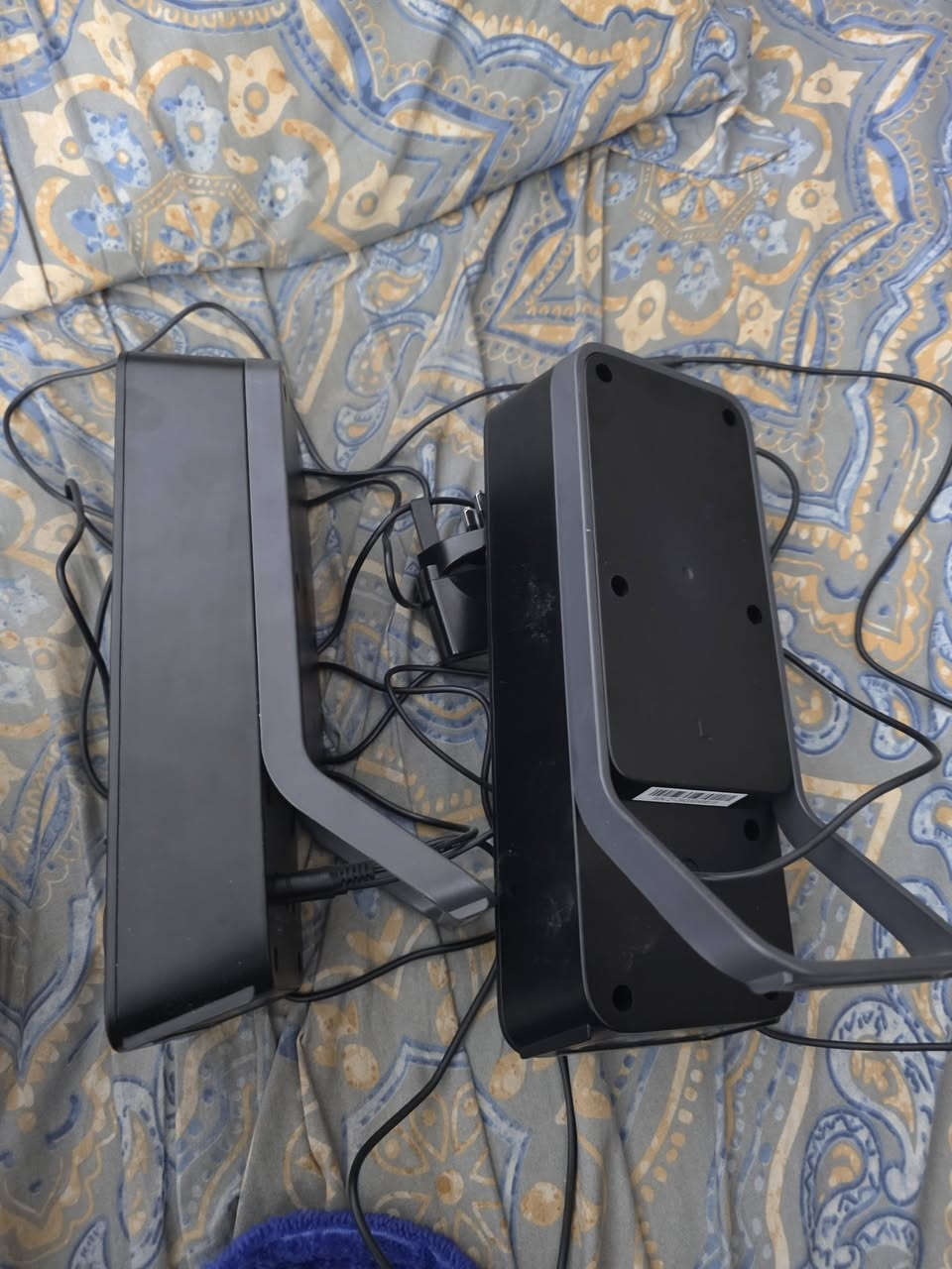 سبيكرات لوجتك z207 مستعملة استعمال قليل كلش نظيفة تربط aux وبلوتوث صوته كلش حلو ونقي // سعرة 50 الف // مكاني بغداد الدورة حي اسيا توصيل ما عندي // ه‍ ***********
