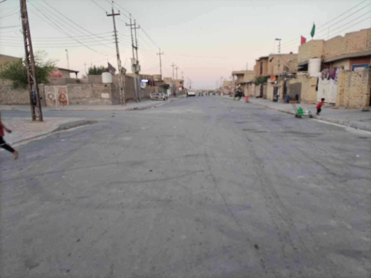 السلام عليكم
البيت للبيع المساحه 165 مع الاثاث مصفر شارع 20 الانوار خلف مستشفى الكرامه السعر اتصل مكلف ***********
