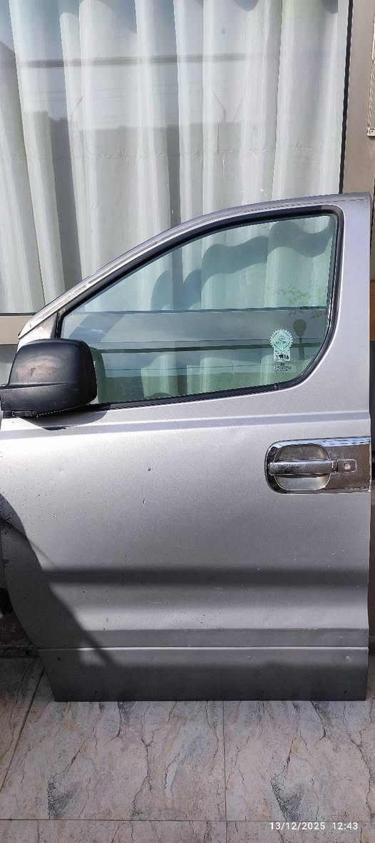 سلام عليكم
زوج جاملغات ستاركس 20 شرط لاصبغ ولاتعديل كفالة 
باب سايق 20 كامل كل غراضة وياا بس تشد براغي الباب 
العنوان نجف 
***********
***********
