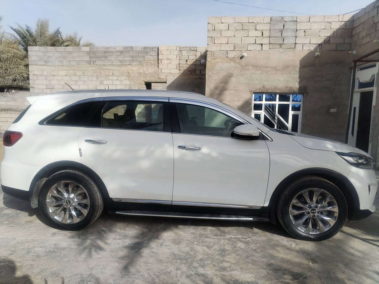 سورنتو ٢٠١٨ للبيع 6سلندر معروضه 230بيه مجال قليل ***********
