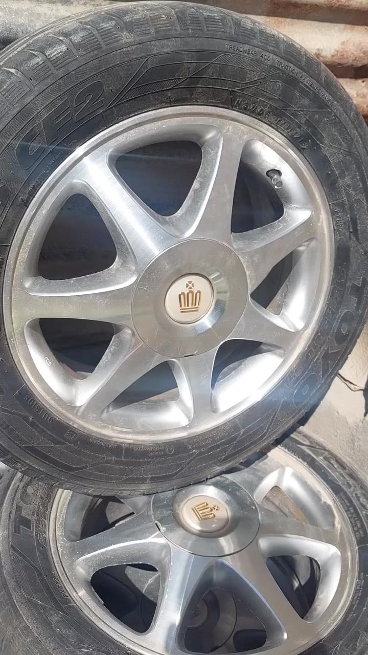 سلام عليكم ويل كب حاويه جديد معه تخم توه مشدود كباته كامله  مكلف بنشر نتصل
***********
