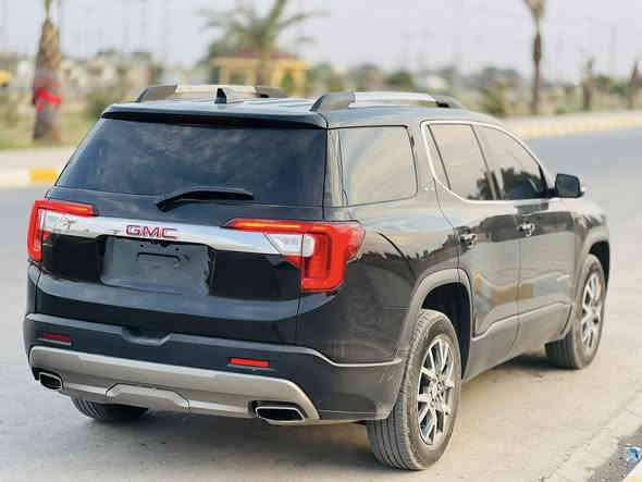 جمسي اكاديا 2023 SLT 
مراوس او بيع 
بدون رقم 
منفيس بأسمي
ماشية 29 
6سلندر 3600
كشنات جلد 
كشنات Vib 
جنطة كهرباء بالاضافة الى حساس القدم
تدفئة كشنات 
وضعيات القيادة (سبورت ثلجي عادي )
اوتو ستوب
تو ويل 
3 قطع تبريد 
تحكم خلفي بالتبريد 
رادارات (360) 
نقطة عمياء بالمري
تشغيل عن بعد 
سستم صوت (bose)
فتحة سقف 
داتا شو 
فتحة بانوراما
4بصمات بيبان
تحديد مسار
اشاير بالمري
سايد بريدك بصمة
كشن السايق كهرباء+هزاز
حادث خلفي ممثل مموضح بالصور اني مصلحه بيدي بين الجاملغ والجنطة والبنيد طخه خفيفة بدلته ماواصل لا راديترات ولا مكينة والبنيد والجنطة مال تفصيخ اصليات
السعر 235  مكانه الكوت ***********/***********
