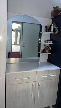 ميز تواليت • استعمال خفيف • کەلار شەهیدان