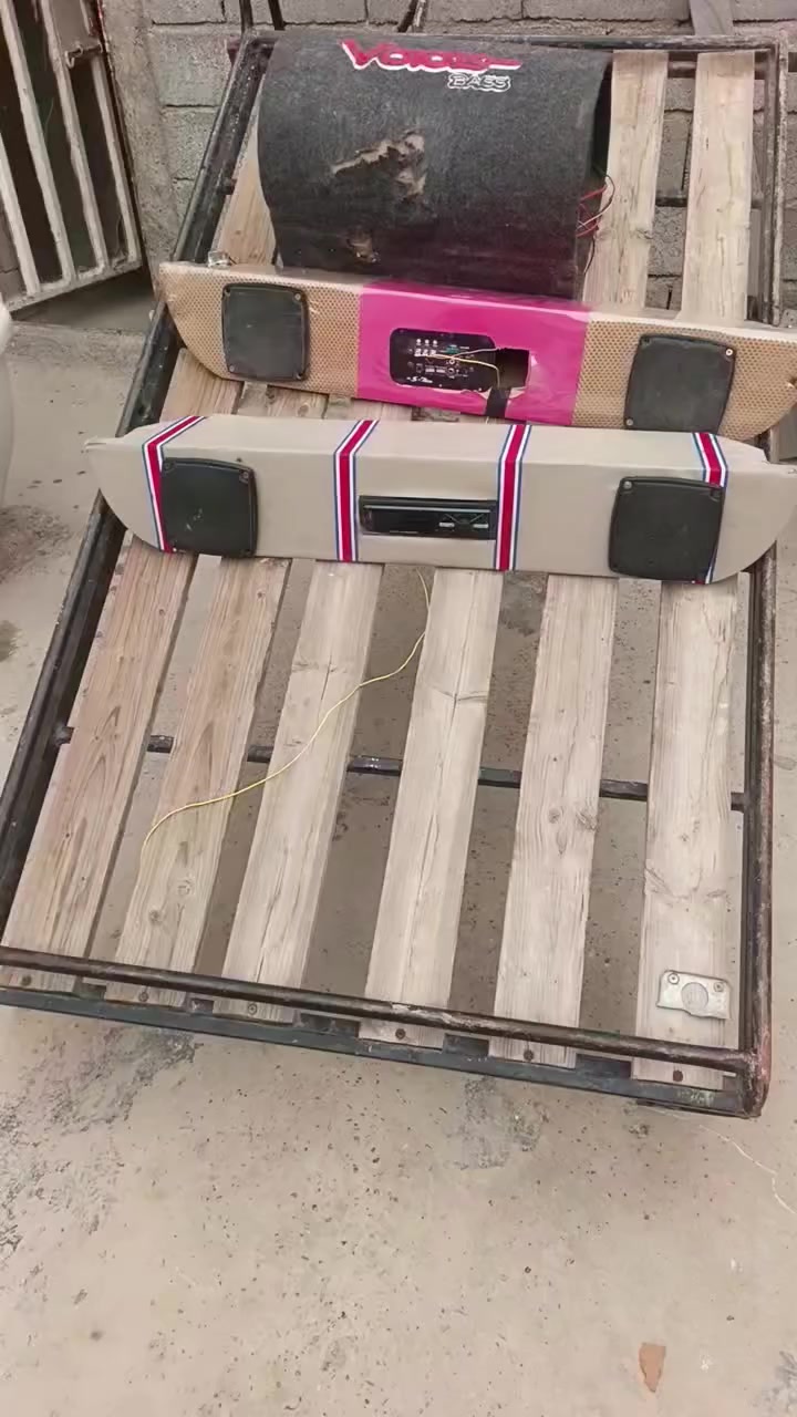 سلام عليكم للبيع مسجل 25 + دمام 50  + سوباية 60  مال تكتك الشراي خاص او الاتصال ***********
