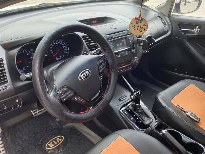 سيراتو 17 ايراني للبيع
بيها باب مبدل وبيها بارد
سعر 144


**إذا كنت صاحب هذا الإعلان وتريد حذفه لأي سبب، رجاءا أرسل رسالة إلى الدعم الفني**