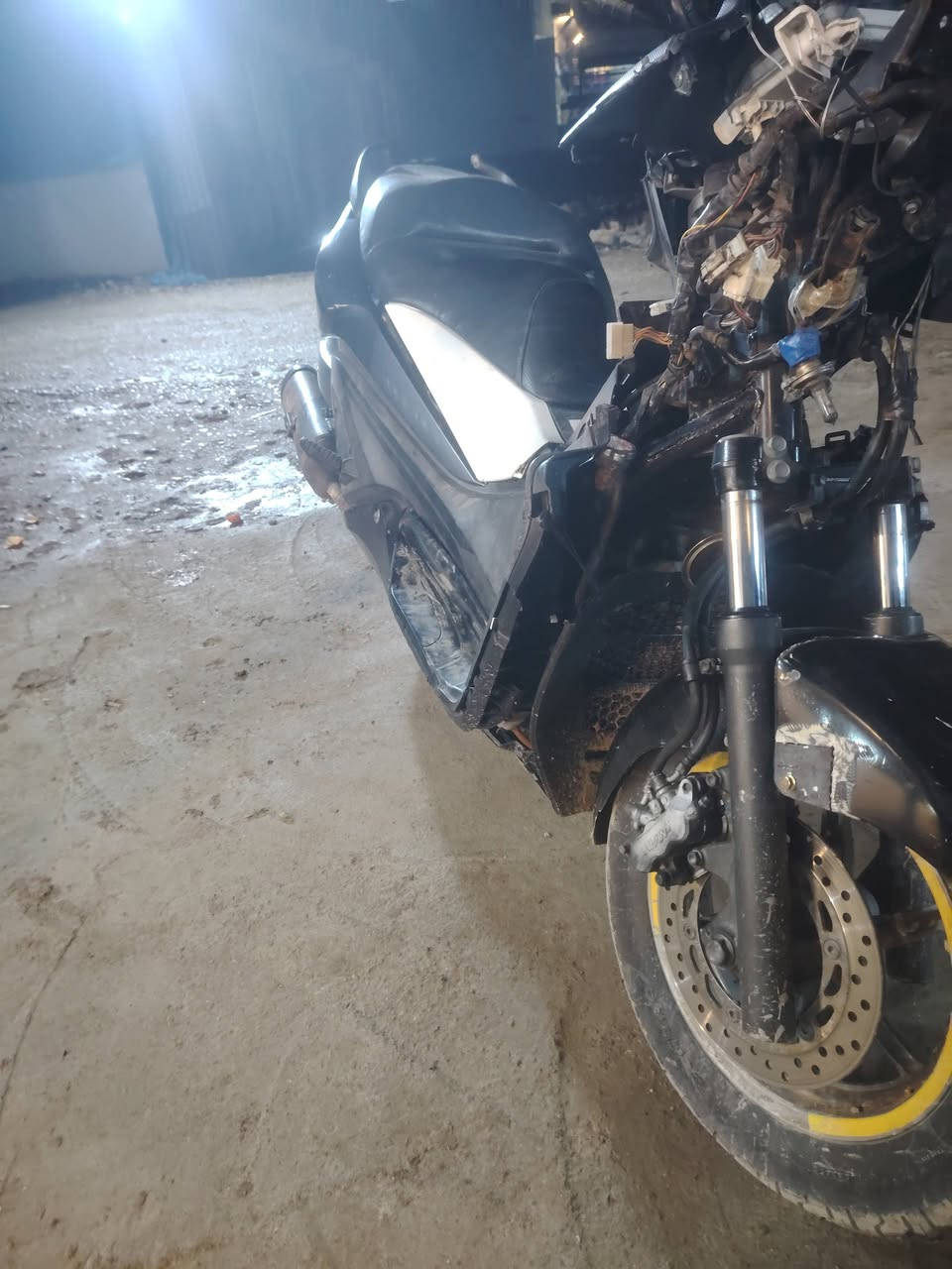 سلام عليكم شونكم شباب هاي دراجه فاز سمه البيع سعر عل خاص ولمكان بغداد المدائن قرب جامع سيد علي وهاذ رقمي ***********
