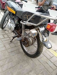 شباب دراجه تايكر نقصه صفاحيات وجاملغ امامي ودوسه الدراجه نضيفه محرك بي...