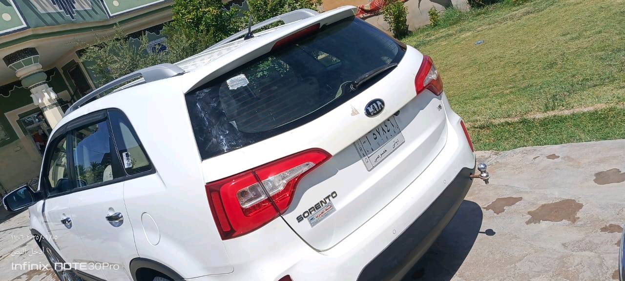 كيا سورنتو موديل 2015   محرك 6 سبعه راكب خليجي مكفوله فول مواصفات ماعدا بنوراما /ديالى بلدروز 