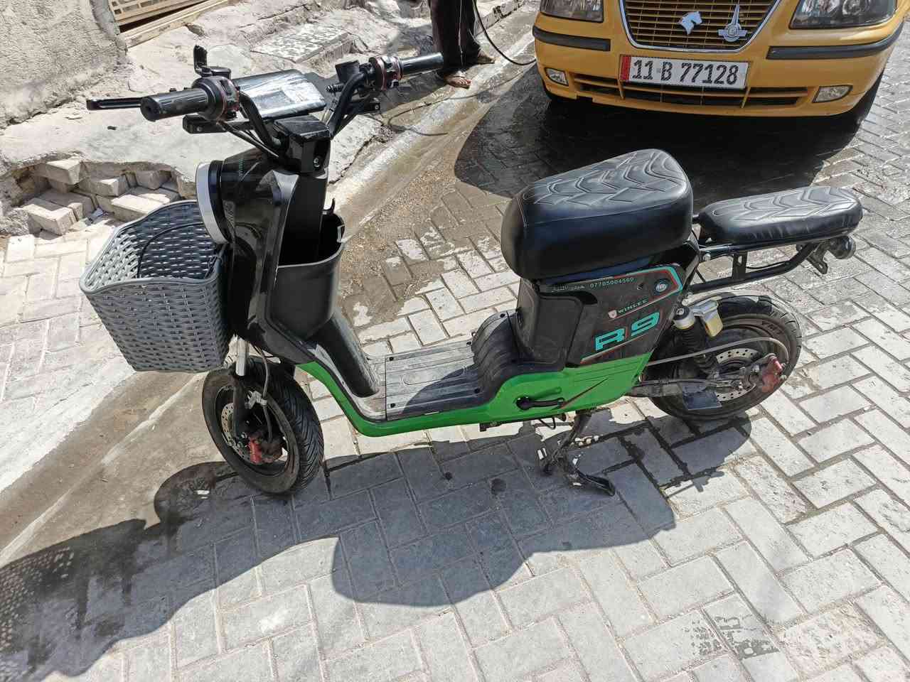 قيم واخذ دراجه شغاله بس ما تمشي وكفت فجئه
***********
