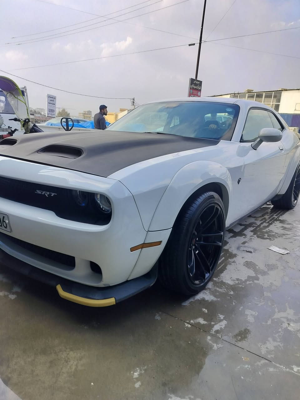 دوج جالنجر موديل 15المواصفات اعتيادية شاشة جبيرة بصمة تشغيل بيها صبغ ثلاث قطع أمامية مبدل اسواد دعم خفيف سعر155ومعاملة عنون السلمانية رقم تلفون ‏‪‏‪***********‬‏
