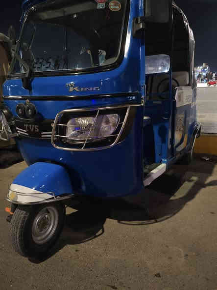 سلام عليكم شباب تكتك للبيع تي في اس موديل 20طالعه ب21 مرقم سنوية  محرك كارتون توني شاده برغي مامفتوح بيه تكتك جهازه من كلشي دوشمة جديده ونضافة كدامك العنوان الناصرية مركز للستفسار *********** واتساب الشراي يتصل  بيه خير ويدلل
