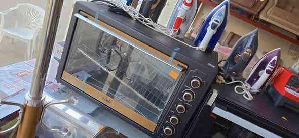 أنواع الفرن الكهربائي وأحجام مختلفه 
العنوان  :- واسط قضاء الزبيديه خلف حسينيه القديمه معرض محمد مارد 
موبايل  :- ***********
