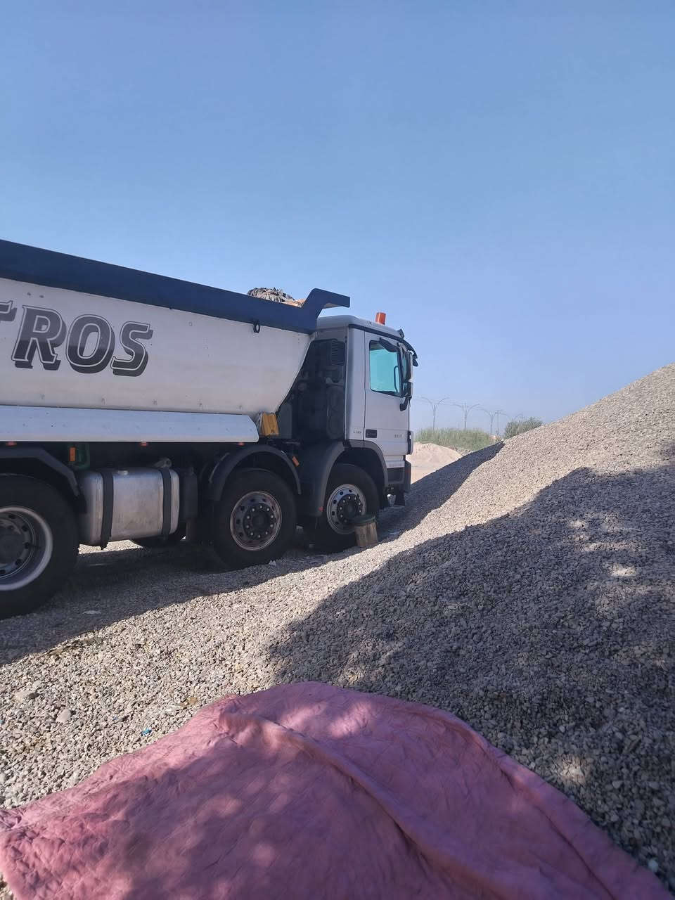 السلام عليكم اكتروز للبيع ٢٠١٢ قاطره ومقطوره ٣ لوحات رقم سليمانيه ***********
***********
