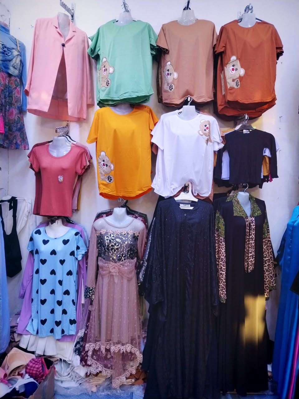 كماليات الأنيق هام جدا الأسعار تفليش من اليوم والى نهاية العيد سيكون المحل مفتوح صباحا و نهارا وليلا لحد الساعه 11 ليلا العنوان بابل محاويل ناحية الإمام مرقد الأمام محمد بن الحسن الاسمر ع الأسعار جمله اكووو ***********
