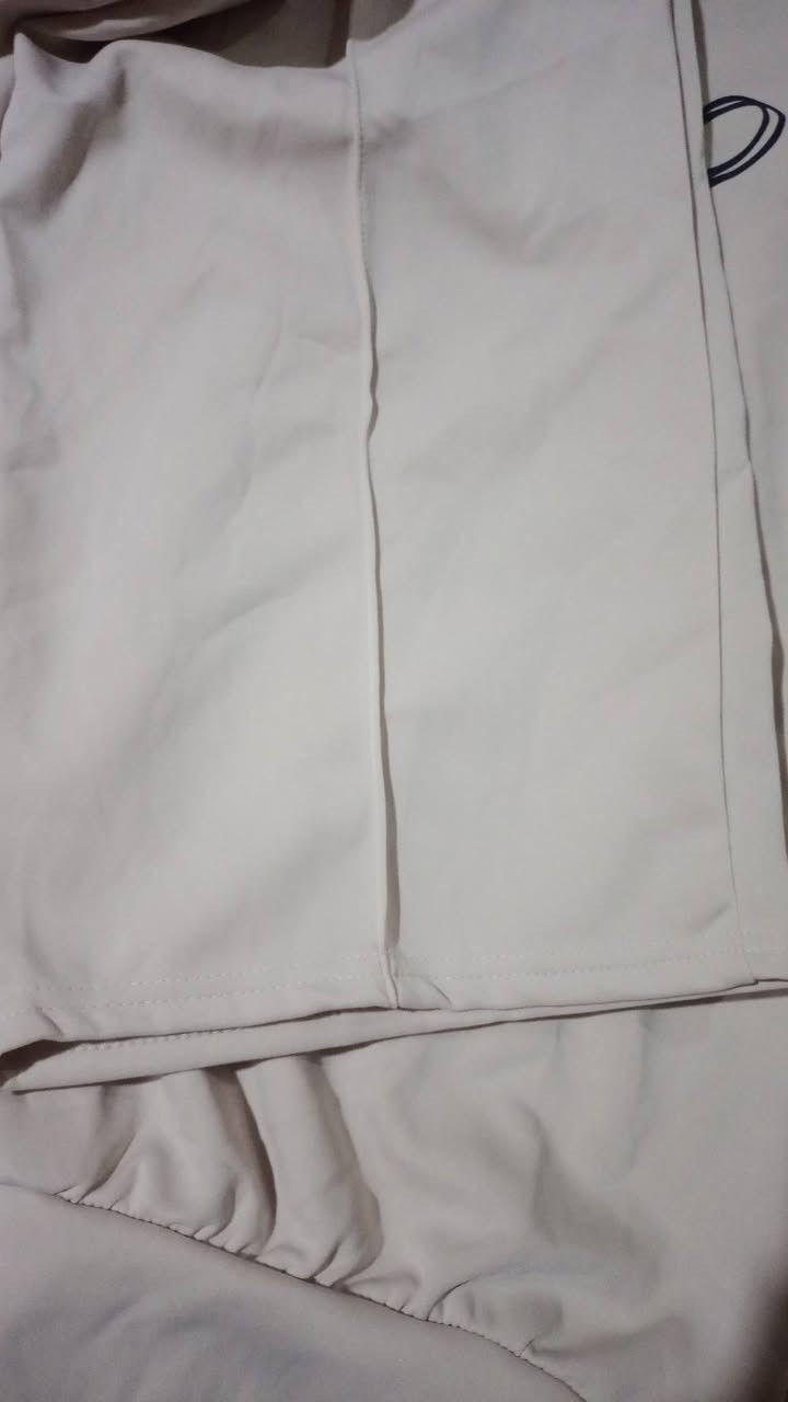 يبنيات مكتوب XL بس يلبس قياس خاص 
السعر 10 الاف فقط ويتوفر توصيل بغداد ومحافضات


**إذا كنت صاحب هذا الإعلان وتريد حذفه لأي سبب، رجاءا أرسل رسالة إلى الدعم الفني**