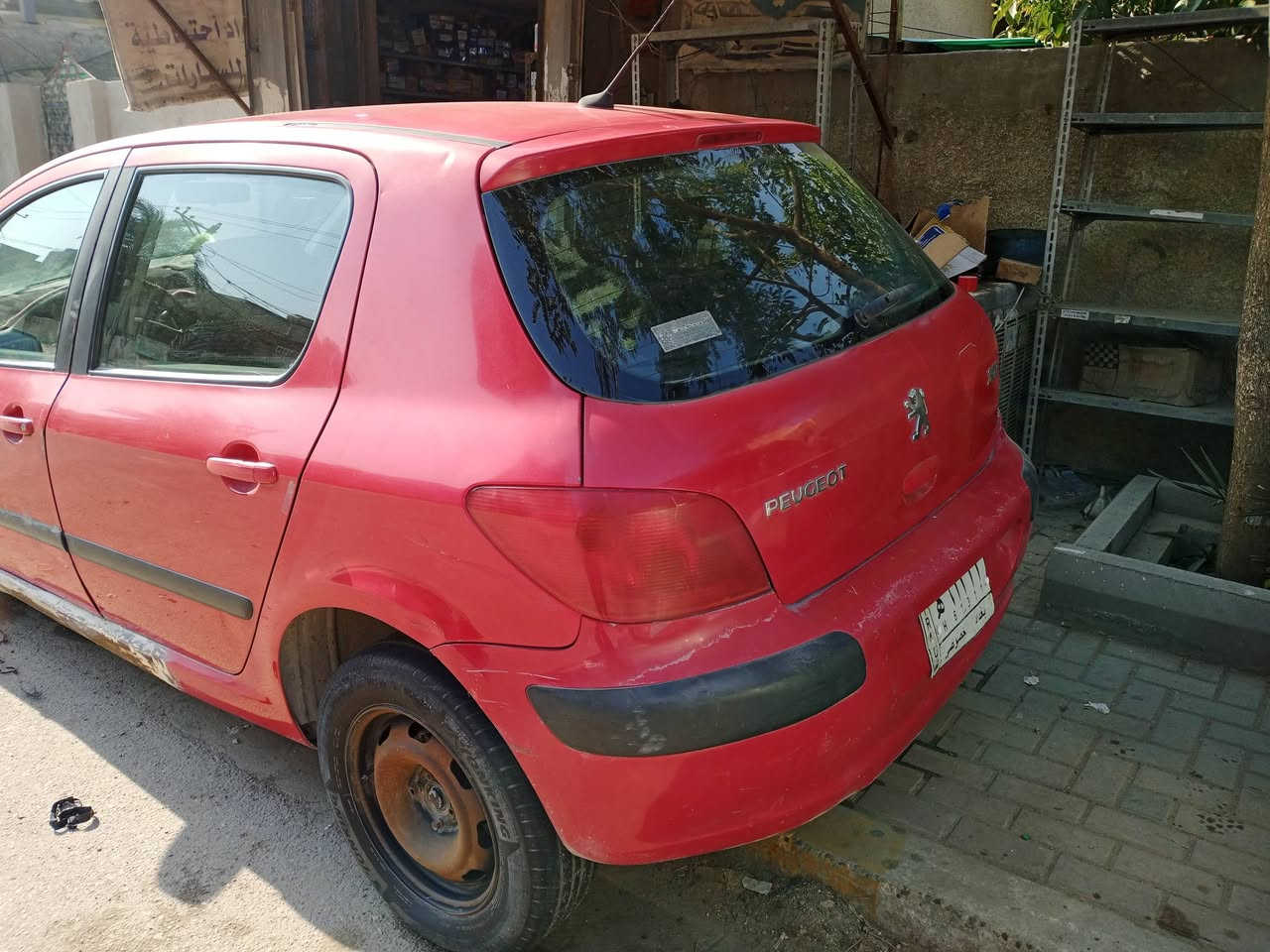 السلام عليكم 
307 موديل 2005
الصدر الامامي تعبان يده ماسحه مع يده لايت عاطله
السعر 33ورقة
بغداد الدورة ميكانيك
متواجد بلخاص او 
واتساب ***********
