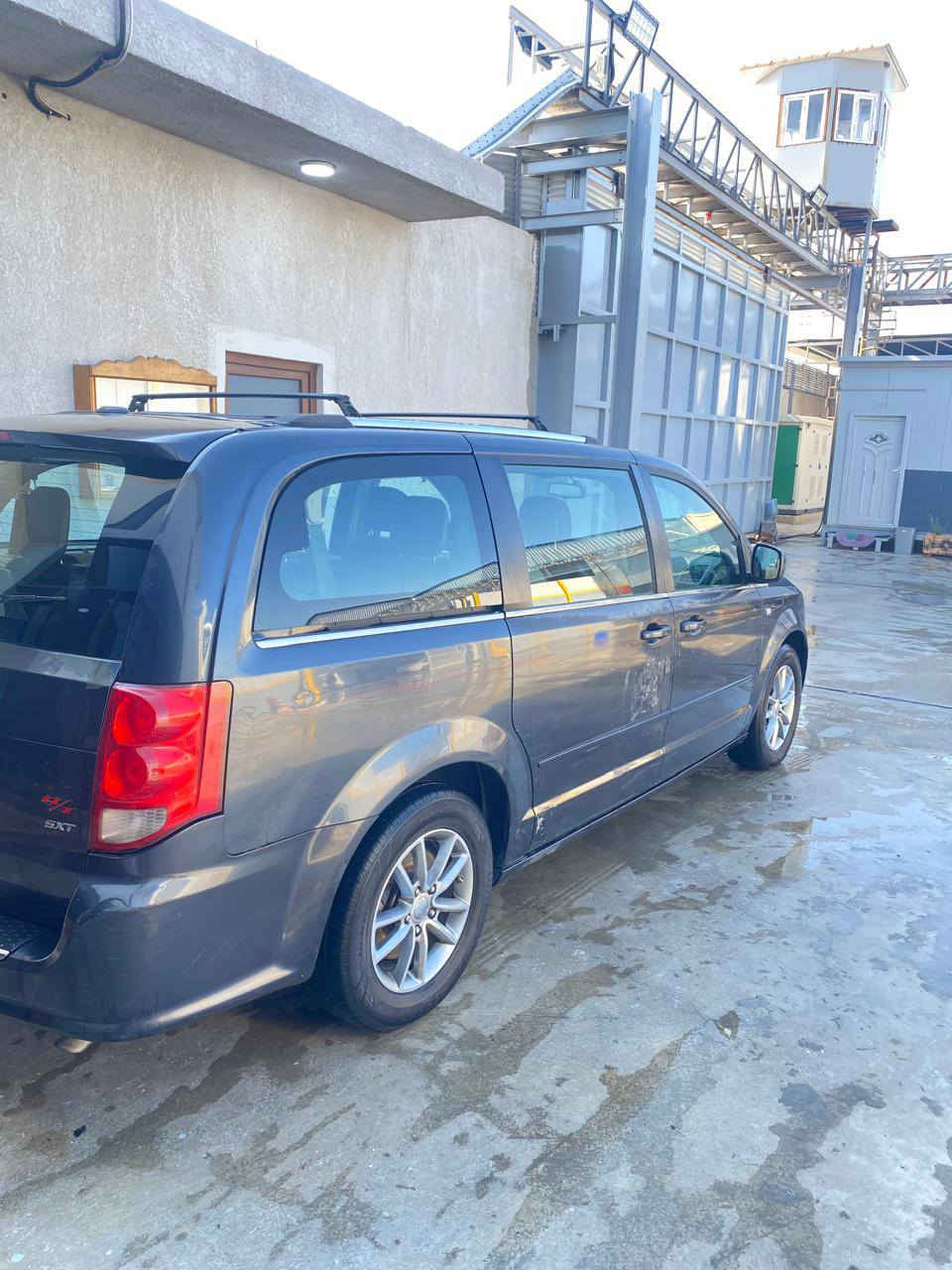 سلام عليكم
دوج كرفان sxt موديل 2014 صور الحادث بل منشور  بسمي السياره استخدام شخصي العنوان بغداد السعر 120 وبيها مجال اتصل وبيك خير وتدلل  ***********غير متواجد على فيس والخاص
