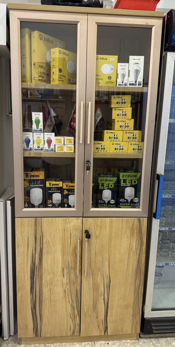 للبيع
***********
معرض تركي نظيف جدا جدا
ميز مكتبي زاويه رصاصي جديد تركي ثقيل
معرض تلفاز تركي ثقيل جديد
ميز مكتبي نظيف جدا جدا
