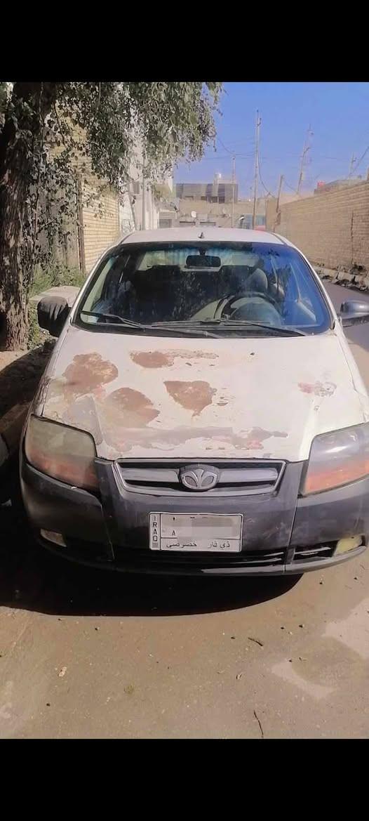 سياره افيو ٢٠٠٦ مكينه جديده وضفيره مكينه وكير كارتون وحداديه وتخم تاير وكهريات كلها شغاله حتى تبريدها شغال سعر 27 وبيه مجال ***********
