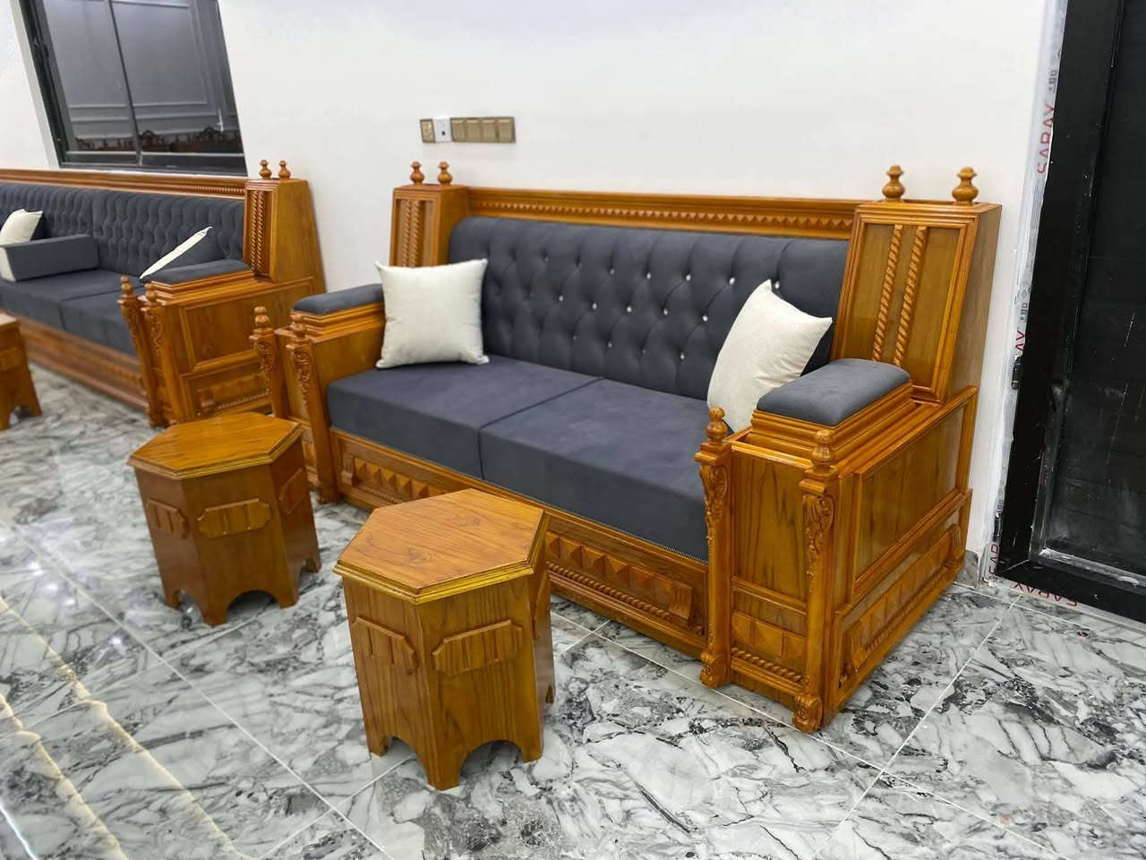 💯💯💯 بس ويانه ✨🦅
عمل ديوان صاج اسلامي زان درجه أولا من خشب السنديان والجاوي /🧾✨
 المواد بلوك اسود بلاويد 18ms🛋️✨
أسفنج مميزز أول المقعد 12smوالضهر 7sm🛋️✨
خشب چام روسي 🎭✨
قماش  وتر بروڤ مبطن 🎇✨
  العنوان  حي الامين الأول طريق السنيه عمود 615 الاستفسار
 واتساب ***********  ***********

 لاتصال *********** 🤎و خاص
 
لسنى  الوحيدين لاكناا لافضل  ✨✨💯⚒️🦅
