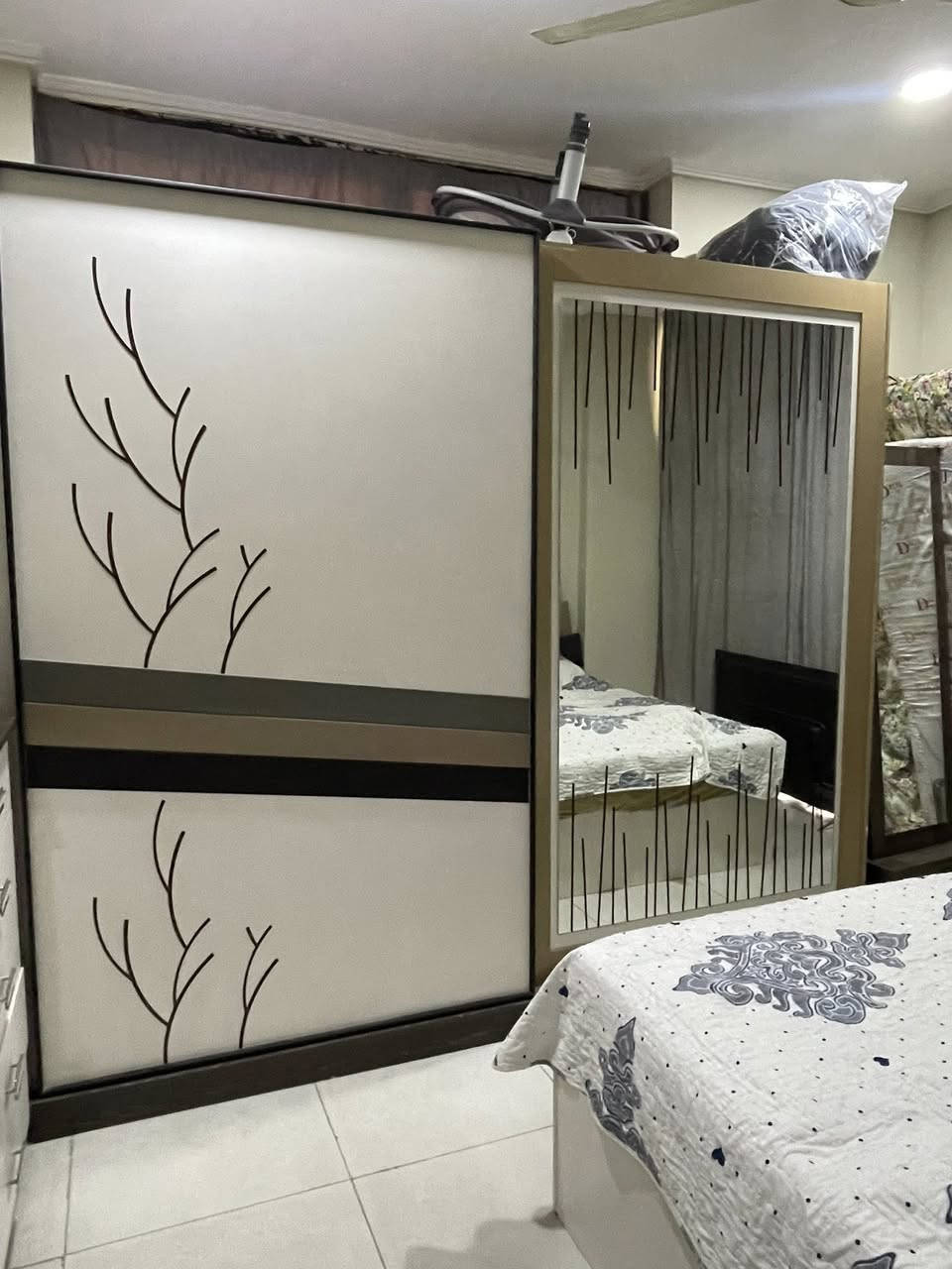 غرفة نوم تركي كامله  7 قطع
جربايه 
كنتور 
مجرات 
ميز تواليت 
مرايه 
كومديات 2 مال جربايه 

السعر 450 الف 
مكاني بغداد حي الجهاد


**إذا كنت صاحب هذا الإعلان وتريد حذفه لأي سبب، رجاءا أرسل رسالة إلى الدعم الفني**