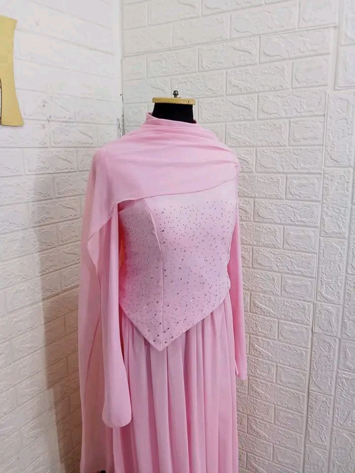 عندنا كل ماهو تريندي وقمر 🩷🩷 
من الNew Collection 🩷


**إذا كنت صاحب هذا الإعلان وتريد حذفه لأي سبب، رجاءا أرسل رسالة إلى الدعم الفني**