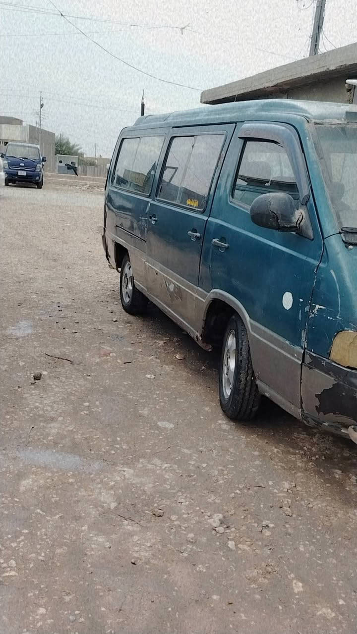 سلام عليكم ستانه 13 للبيع موديل 96 مكينه بيه خيط بخار كير جديد تخم تايره مصفر هيئه وغرامات سنويه ساقطه ٢٠١٩ مكان طويرج خاص ما مفتوح مو شراي لايتصل
سعر ٥٠ بيه مجال قليل
***********
***********
