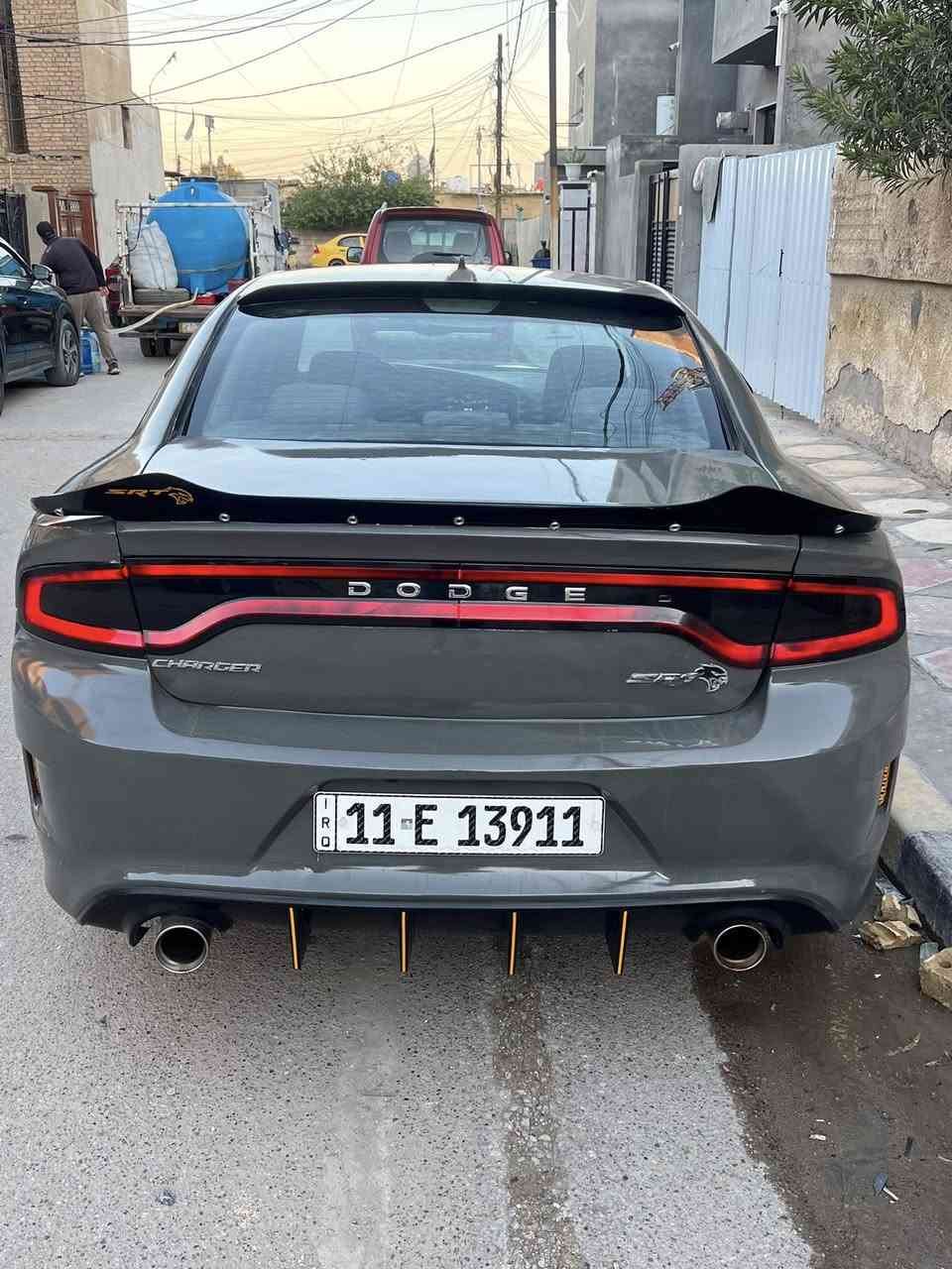 السلام عليكم للبيع جارجر 2015
رقم بغداد تحويل ثاني يوم  هزه وفحص جديده  السيارة ما بيه اي عطل 
رقم الهاتف ***********
السعر 153 
مواصفات
بصمه 
تو ويل 
6سلندر 3600
تحكمات ستيرن 
كير طيارة
كشنات حضن
تشغيل عن بعد 
كشنات كهربائي 
مري هيتر
مثبت سرعه 
تبريد وتدفئه 
شاشة وكامرة خلفية 
السيارة مصبوغه عام تغير لون
