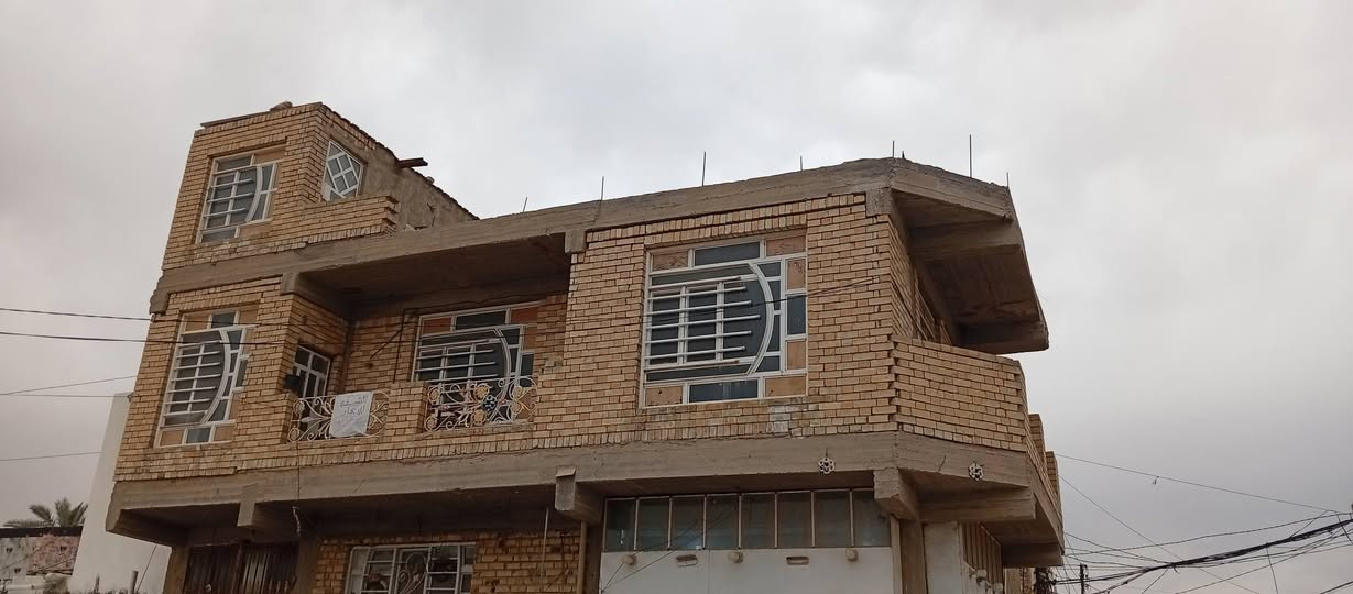 شقة للرهن بسعر ( 20 ) مليون
الموقع : حي المكرمة مقابل مدرسة الحر الرياحي ( البيعة سابقا )
تحتوي على صالة ١٠ متر و غرفة ومطبخ و حمام و مكشوفة و ٢ بلكونات 
للاستفسار : ***********
