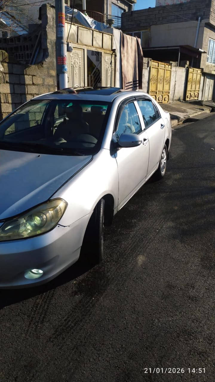 بە ناوی خودای گەورە و میهرەبان
💥بیوایدی جی سێBYD G3

🔹 مۆدێل: 2013

🔹 گێڕ: ئۆتۆماتیک

🔹گێڕو مەکینە بیکاشۆی یابانی بەشەرتی فیتەر

🔹 ڕەنگ: ڕەساسی

🔹 ڕەقەم: دیالە.سەنەوی پلاستیکە

🔹 ئەوەلیات و عاسیبە: بەشەرت

✔️ پاکانەی هەولێر ماوە بیکەیت

✨ تایبەتمەندییەکان:

✔️عیزام سبوغە 

✔️ جەمپێکی پێشەوەی هەیە

✔️ 4سەماعەی نوێ بۆ بەستراوە

✔️4تــاو ویلی لۆک لۆکی لەژێرایە‌🔥

✔️ ABS

✔️ شاشەی ئایپاد زەمانی شاشەی ماوە

✔️ سوکان ڤۆلیۆم

✔️سڵایتە

✔️هەزەی بۆ کراوە

✔️سویجە سیارەکە

✔️ ئاوێنە کارەبایی

✔️ 4 جام کارەبایی

✔️ لایت زینۆنی سپی وەک بەفرە

✔️ ئاوێنە ئیشارەت

✔️ تەبریدی گەرم

✔️بەس کۆمپلێسەری ماوە بۆببەستی

🔧 چاکسازی و گۆڕانکاری:

✔️ ڕۆنی گێڕ، مەکینە و پاوەر تازە گۆڕاوە

✔️ ئەنتی‌فریز تێکراوە

✔️ ڕادێتەری نوێ بۆ بەستراوە

✔️ سۆندە و ڕادێتەری هەموو نوێ

ℹ️⚠ تێبینی:

– بەهۆی تەرهیمات گیچی بەنزین، کیلۆمەتر ئێستا ئیش ناکات، بەڵام بە ئاسانی چاک دەبێت

📍 شوێن: سۆران
نرخ:💥
📞 پەیوەندی: ***********
