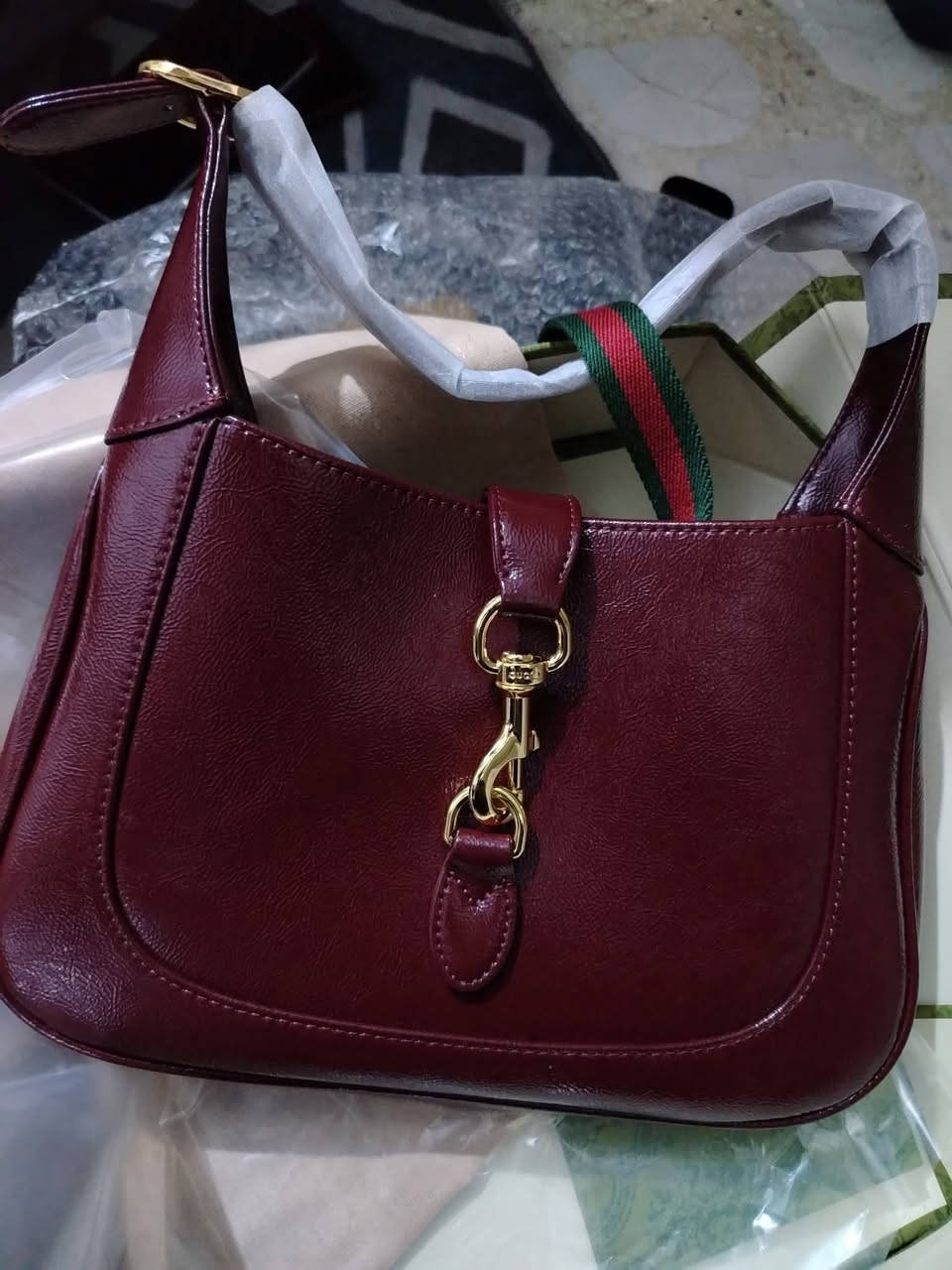 سلام عليكم جنط ماركه سعر 70الف مكان بغداد ***********
