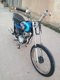 دراجة • عمارة ميسان • بدون مكان