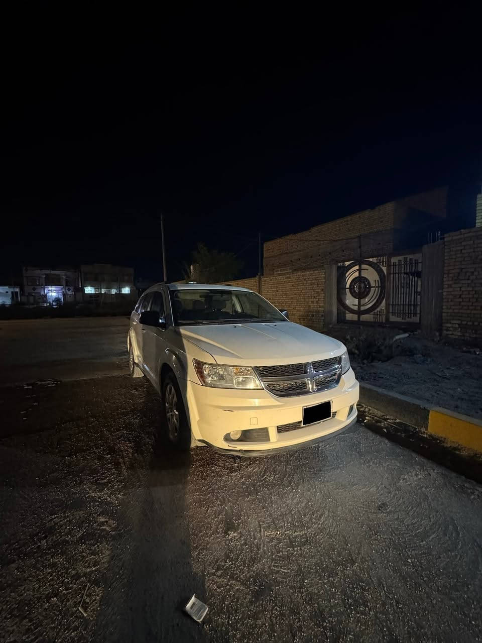 السلام عليكم للبيع جورني موديل 16 اصل معوقين نجف منتهية مدتها اربعة سلندر تبريد قطعه وحده تبديل باب السدر اصلي بدون صبغ والسعر ١٢٠ وبيها مجال مكاني ناصرية ***********
