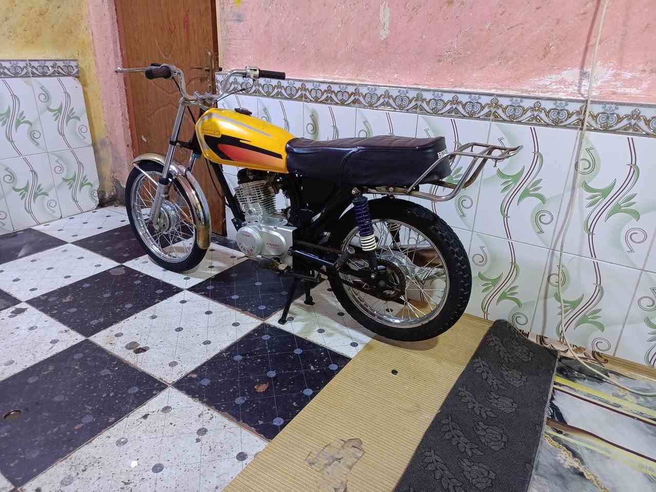 السلام عليكم دراجه للبيع ادوات مكاني بصره القبله السعر 400 الموديل 22//***********
