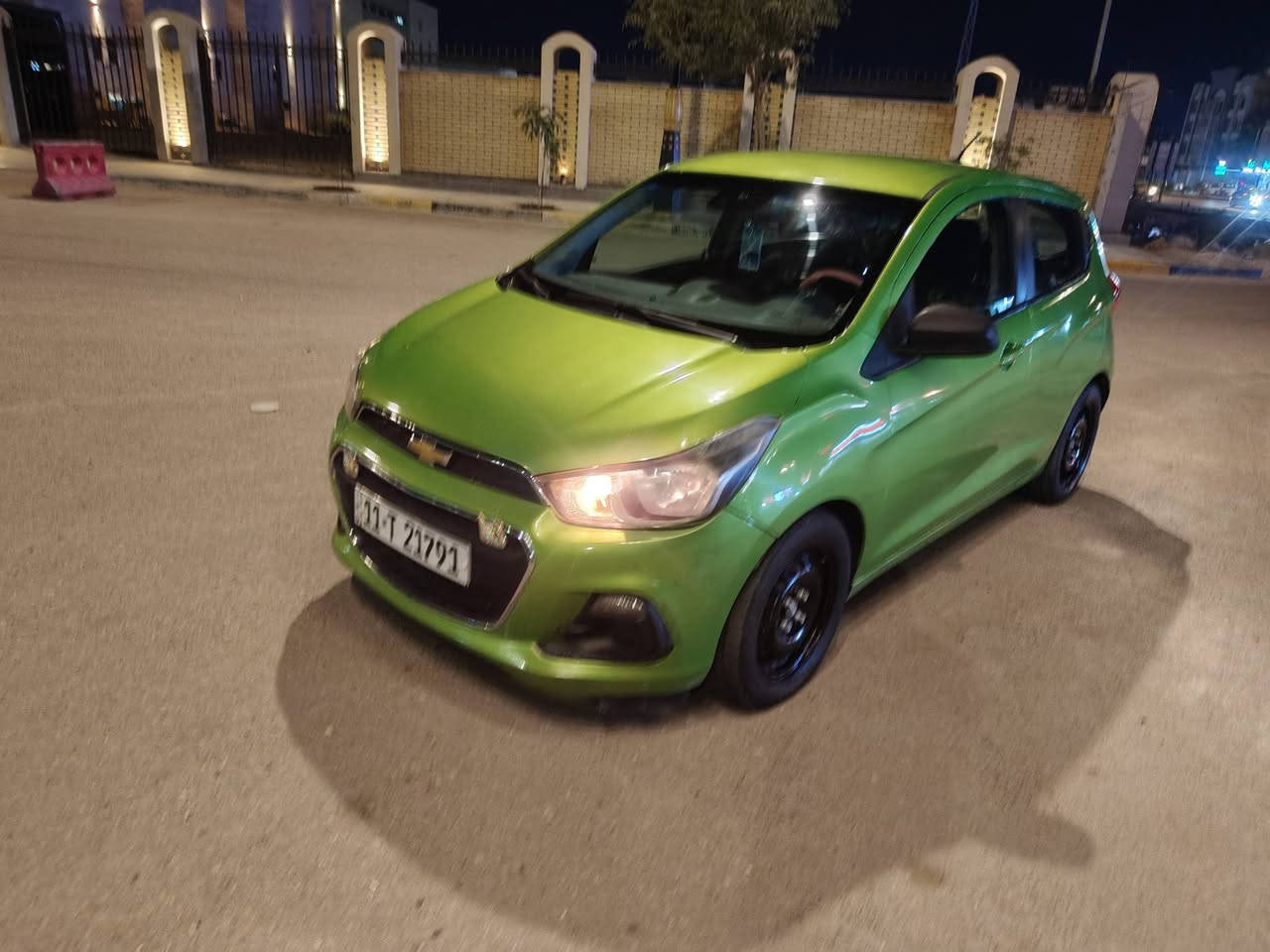 شوفرليت سبارك 2016 مكينه وكير أوتو وتبريد جاهزه من كلشي حادثه بنيد مصبوغه حزام تعرفون هذا لون يجرد رقم بغداد دولي مكانها كربلاء 
ب75 وبيه مجال حك الجيه
***********
