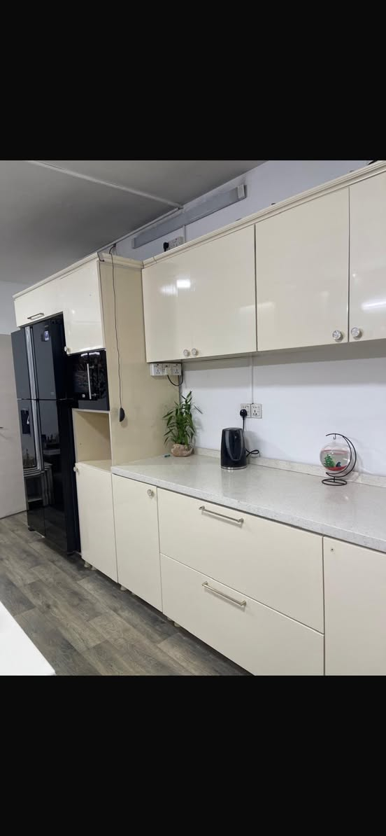 الكاونتر الاوف وايت قياسه 6 متر ونص /خشب داخل وخارج/ سطح مرمر سعره مليون ونص مكاني اليرموك اربع شوارع


**إذا كنت صاحب هذا الإعلان وتريد حذفه لأي سبب، رجاءا أرسل رسالة إلى الدعم الفني**