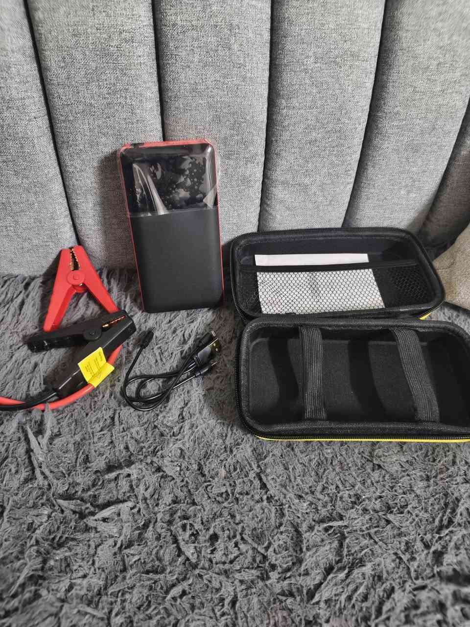 Power pank ⚡🔋
جتال باور بانك سياره 
بطارية قويه جدا يشتغل
محركات اربع سته سلندر 
بي كلوب طواري يشحن موبايل
يشتغل عن 12V
جديد مايستخدم 
مكان كركوك 
***********
***********
