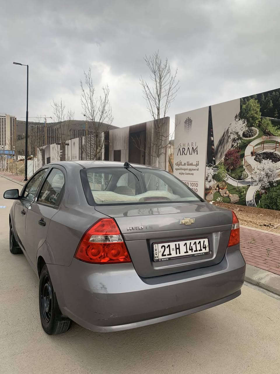 ئەڤیۆ مۆدێل 2008
ڕەقەم سلێمانی 
سەنەوی و ڕەقەم و ژینگەی تا 2029 تازەیە
دەعمو لێدراوی نیە تەنیا بۆنیتی بۆیاغە
کاڵبونەوەو گەڕبونی نیە 
گێڕو مەکینەو تەبرید و تەقەو ڕەقە هەموی بەشەرت ماشااللە هیچ مەسرەفی تیا نیە
مواسەفات 
گێڕ ئۆتۆماتیک .. مەکینە گەورە 
ناو زەرد .. تەبرید بەشەرت 
٤ جام کابا و ئاوێنە کارەبا 
سویچ کۆنتڕۆڵ و مەرکەزی 
تایەیی تازە 
تەحویل و غرامەو بڕاوەی بەشەرت 
٦٢ گەڵاو. معامەلەیەکی برایانە 
*********** یان ***********
لە قەزای دوکانم دوکانی سیاحی دخان, السليمانية
