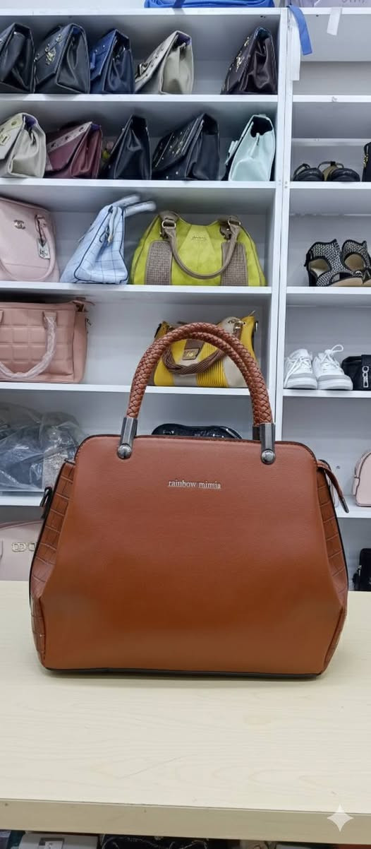 تخفيضات 🔥🔥
تشكيلة مميزة من الجنط النسائية بأحدث التصاميم وأجمل الألوان ✨
جودة عالية، أسعار منافسة، وأناقة تناسب كل إطلالة 💼💖
مول ألاحسان التجاري


**إذا كنت صاحب هذا الإعلان وتريد حذفه لأي سبب، رجاءا أرسل رسالة إلى الدعم الفني**