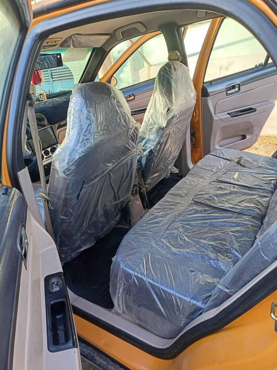 السلام عليكم 

GEELY   CK للبيع مديل 2012 

هيئه وغرامه صفر شرط التحويل
رقم بغداد مشروع وطني
محرك وگير شرط طخم امام خلفي جديد
زوج تاير امامي جديد وزوج الخلفي على نص
باتري جديد وايرمنيه شغاله تبريد شغلة واشر ينرادلو
داخل نضيف سماعات وشاشه وارضيه جلد
ضررها شبر بل بوند مع صبغ على گده وجاملغ صبغ فقط 
بيها رصعات خفيفه داير الخلفي جهة السايق وبيها رصعات اباب السايق 
سيارة نضيفه ماشاء الله 
السعر المطلوب 43 وبيها مجال بصيط


**إذا كنت صاحب هذا الإعلان وتريد حذفه لأي سبب، رجاءا أرسل رسالة إلى الدعم الفني**