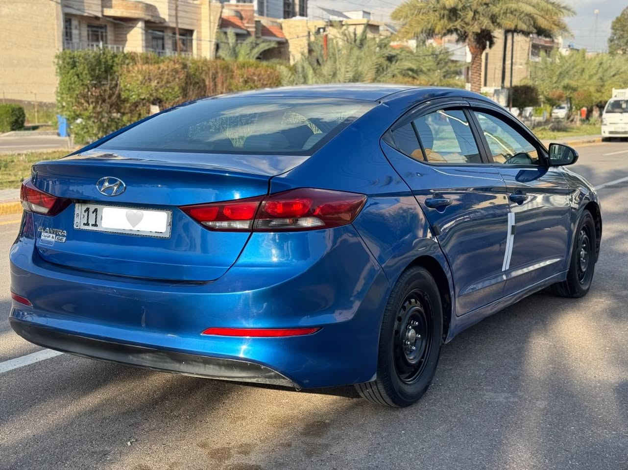 السلام عليكم النترا ٢٠١٨ وارد امريكي السعر ٩٨ ورقة مواصفات شاشة جبيرة 
 كشنات جلد كامرة خلفية تحكمات ستيرن محرك ٢٠٠٠ دوش تبريد ثلج بيها صبغ ٣ قطع رقم بغداد الجديد بأسمي السيارة ترايها حلو ونضيف عنوان حي العدل السعر ٩٨  ورقة الرقم ***********
