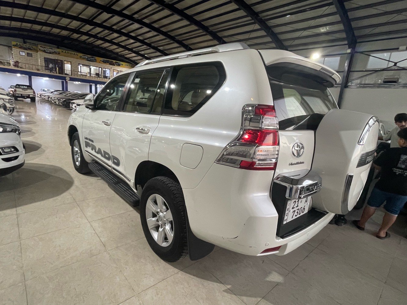 برادو 2014 TXL محرك 6 سلندر رقم سليمانية شرط التحويل سيارة جديدة و لوك مكان السيارة ديالى 