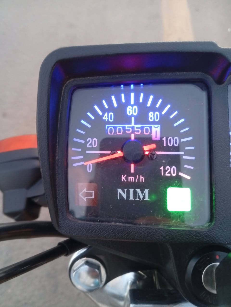 سلام عليكم للبيع نامه موديل 27 اوراق كامله 700 قفل ***********
