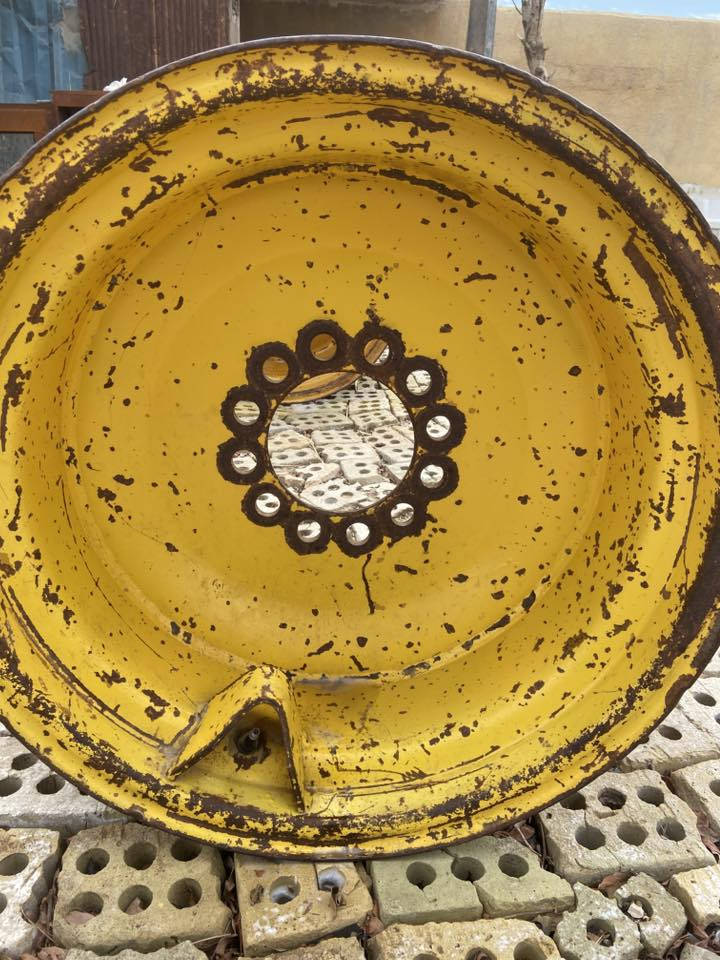 السلام عليكم وياله للبيع مال شفل عدد ثنين مكان بغداد ***********
