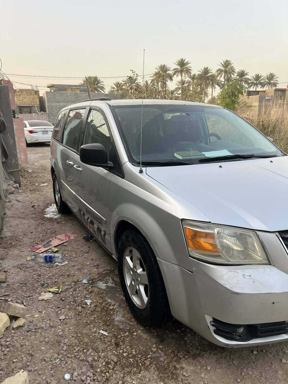 سلام عليكم دوج كرفان موديل 8 بغداد الدولي سنويه وهزه جديده وارد امريكي فول مواصفات كشن سياحي سبعه راكب ابواب مع جنطه كهرباء مصبوغه حزام جماليه مكفوله من الضربه سياره جاهزه تبريد ثلج امامي خلفي كشافات زينون مكينه 3300 مكاني بابل السعر 95 وبيها مجال ***********
