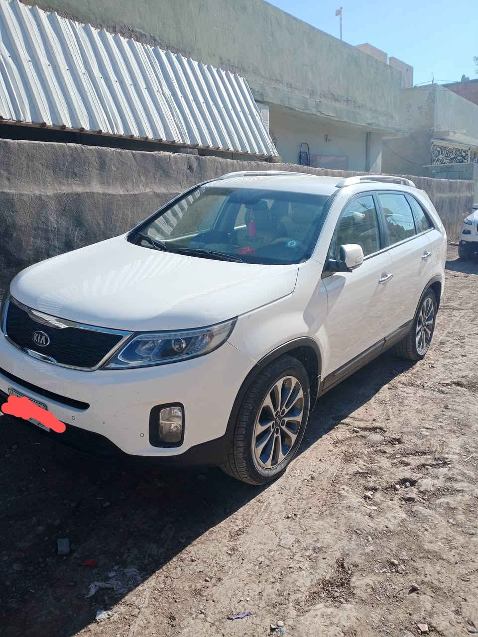 سلام عليكم
للبيع سورنتو موديل 2014 خليجي ابيعلك مثل ما موضح بالسونر
رقم ديالى
راكب 7
مكينة 6
***********
